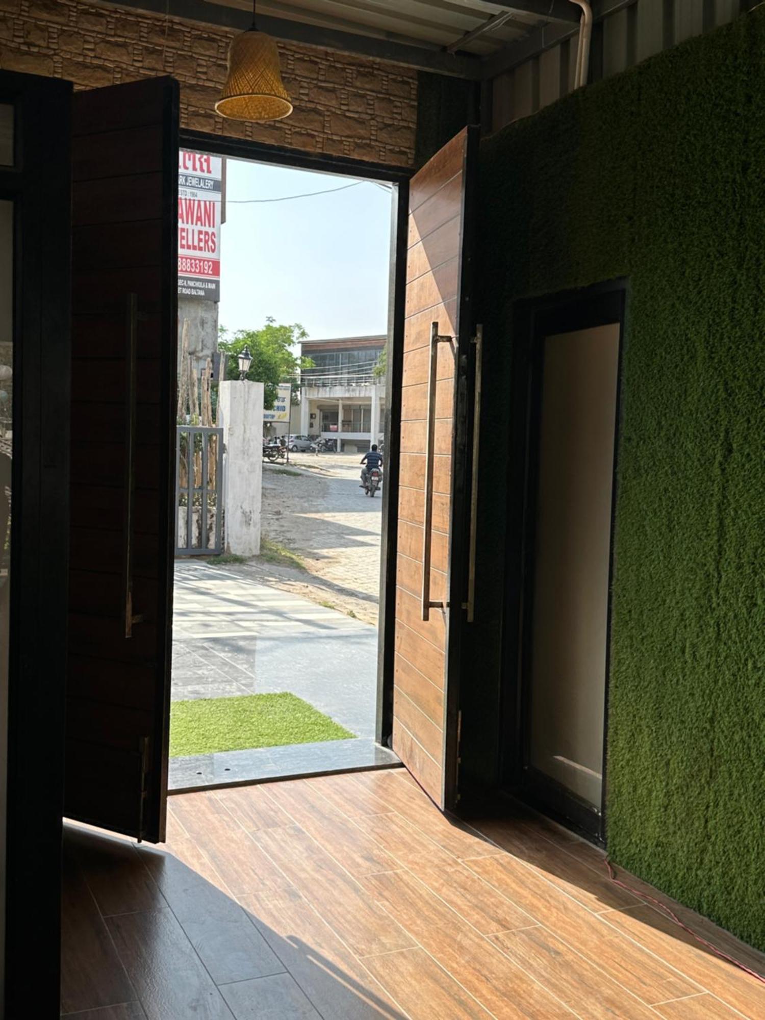 La Casca Experience Hotel Zirakpur Ngoại thất bức ảnh